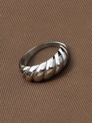 Ribbed Titanium Steel Ring